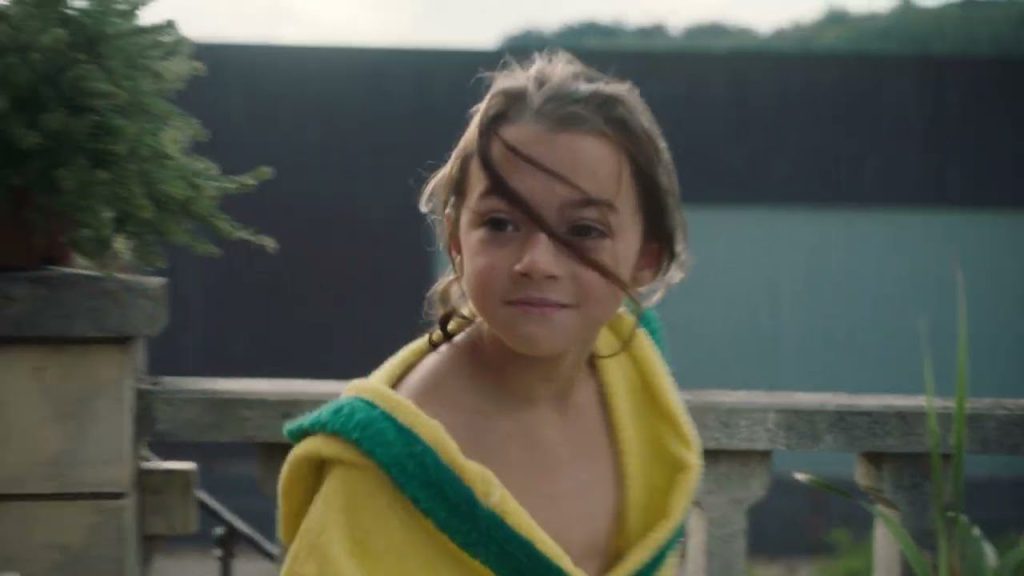 discover the world of bees downl Discover the World of Bees: Download '20000 Species of Bees' Movie from Mediafire