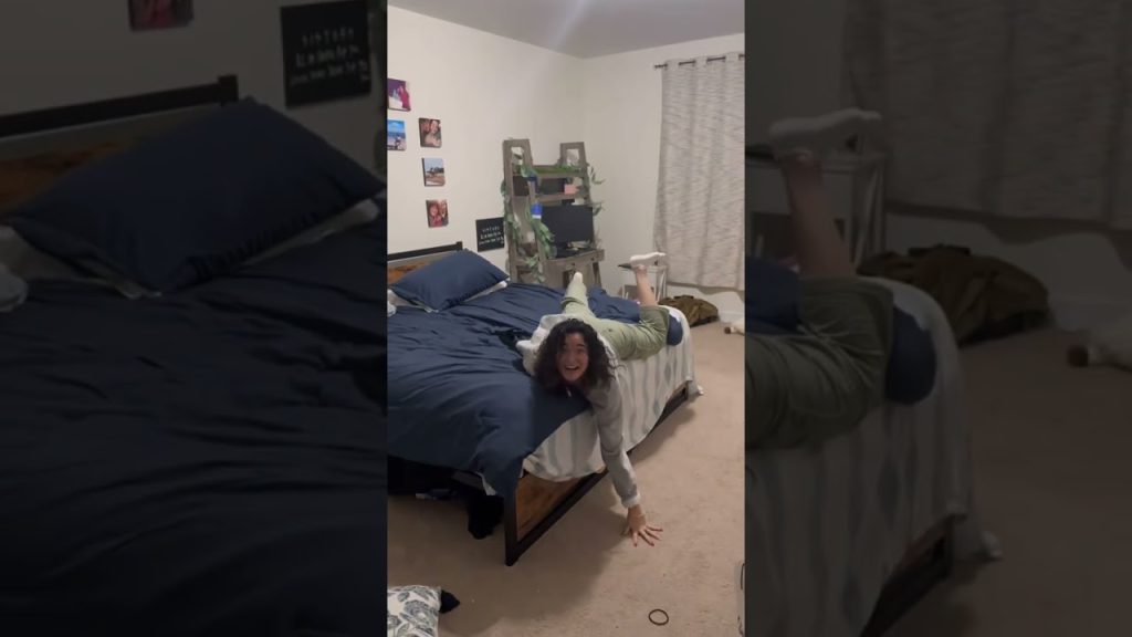 Download the New Scary Hand movie from Mediafire Download the New Scary Hand movie from Mediafire