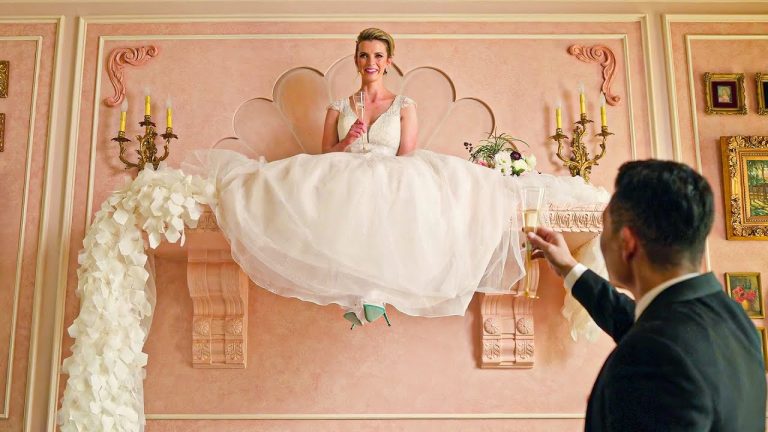 Download the Roar Woman On Shelf series from Mediafire