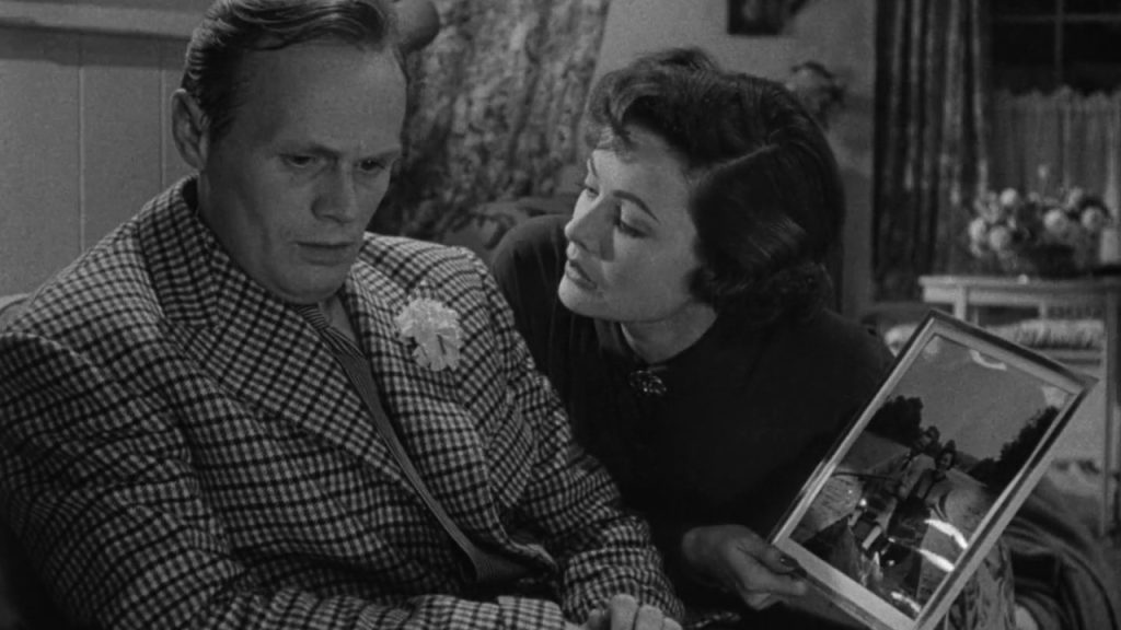 Download the Night And The City 1992 Film movie from Mediafire Download the Night And The City 1992 Film movie from Mediafire