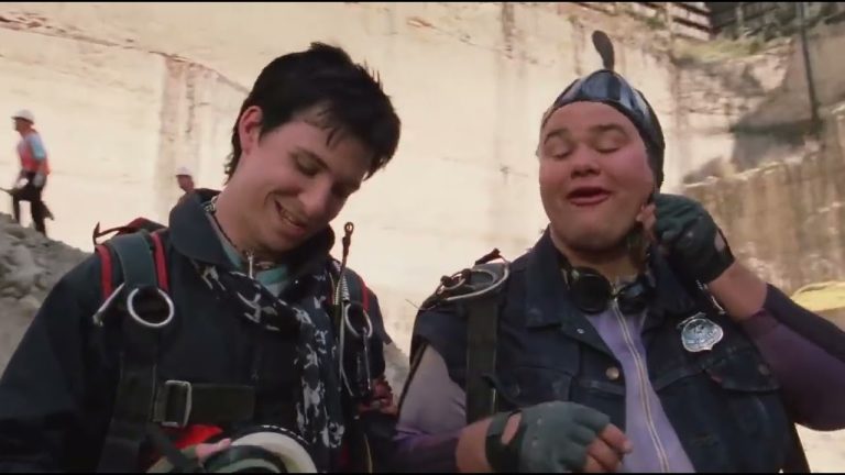 Download the Power Rangers The movie from Mediafire