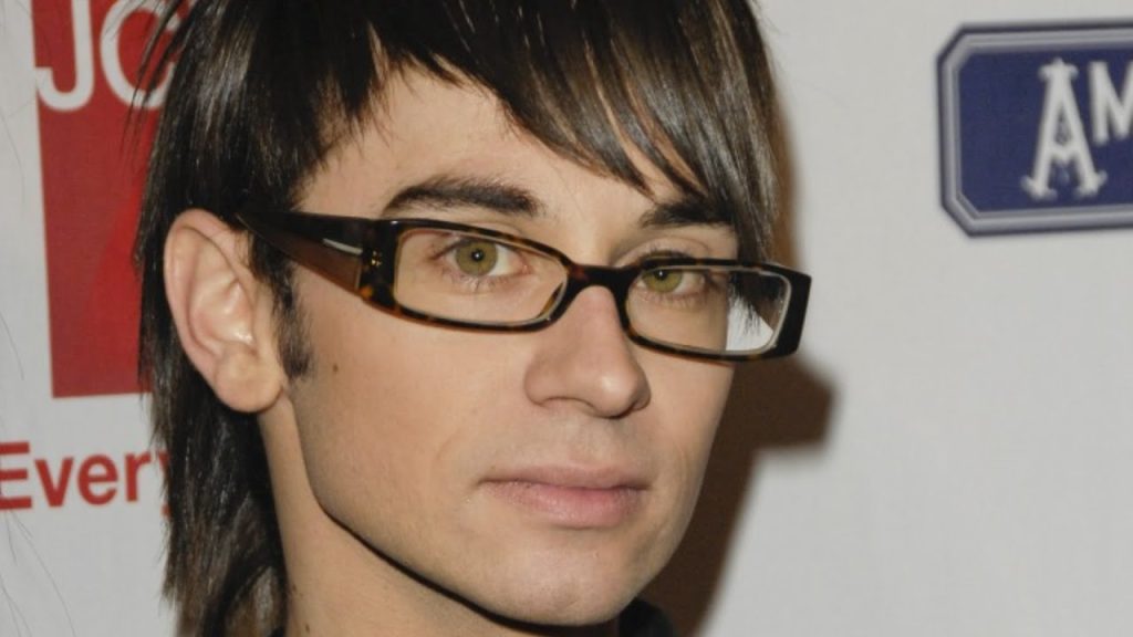 Download the Project Runway After The Show series from Mediafire Download the Project Runway After The Show series from Mediafire