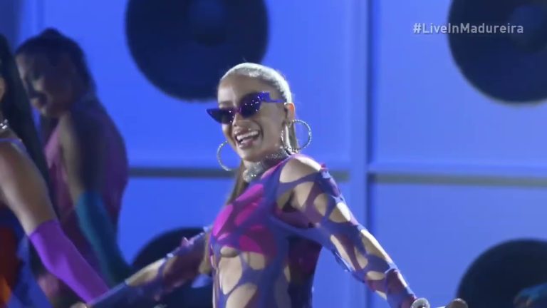 Download Anitta: Made In Honório TV Show